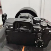 دوربین سونی آلفا سون فور بهمراه لنز ۸۵سیگما|دوربین عکاسی و فیلمبرداری|بوشهر, |دیوار