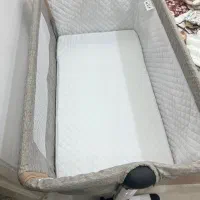 تخت کنار مادر کریر