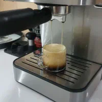 اسپرسوساز درحد آلمانی با لوازم امیدیه