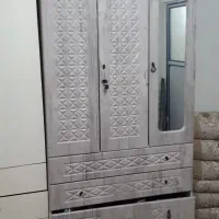 کمد جای لباس