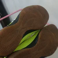 کتونی سالنی اورجینال سایز۴۰|کیف، کفش، کمربند|رشت, استقامت ۱|دیوار