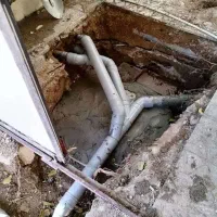 نصب فاضلاب شهری و لوله کشی و تخریب و نشت گرفتگی