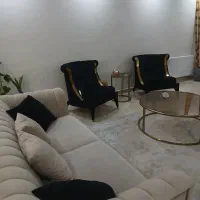 یک دست مبل ۷ نفره کرم مشکی با میز وسط|مبلمان خانگی و میز عسلی|تهران, مهران|دیوار