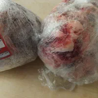 گوشت منجمد وماهی منجمد