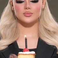 میکاپ کار هستم اماده همکاری با سالن دارها