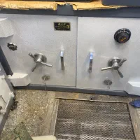 گاو صندوق زیر ویترینی|فروشگاه و مغازه|تهران, بازار|دیوار