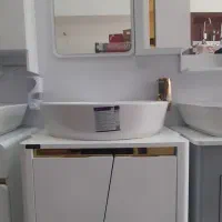 روشویی کابین دار با اینه وباکس