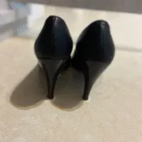 کفش مجلسی|کیف، کفش، کمربند|رشت, سعدی (تختی)|دیوار