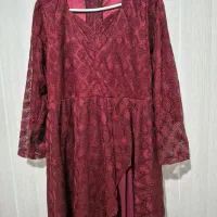 پیراهن زنانه در رنگ سبز و زرشکی