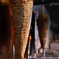 نیازمند نیرو کار برای فست فود