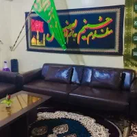 کاناپه مبل ترک چرم اصل به علت مهاجرت فروخته میشود