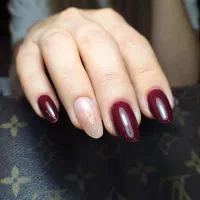 کاشت ناخن متریال اورجینال|خدمات آرایشگری و زیبایی|مشهد, زمرد|دیوار