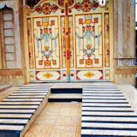 رنگ آمیزی ساختمان و درب و پنجره