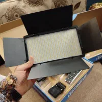 ۲ تا نور ثابت LED مدل 600u ( تولید محتوا )
