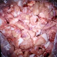 پخش و فروش ضایعات گوشت برای حیوانات