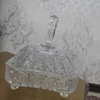 شکلات خوری در دار کریستال