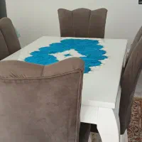 میز نهار خوری ۴ نفره تمیز و زیبا