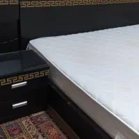 ست سرویس خواب ورساچه|تخت و سرویس خواب|کرج, شهرک جهان‌نما|دیوار