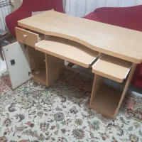 فروش صندلی و میز کامپیوتر و تحریر در حد نو|میز تحریر و کامپیوتر|تهران, آذربایجان|دیوار