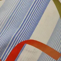 4 عدد بالشت و 3 عدد تشک 1 نفره بزرگ‌.پشم و کولک