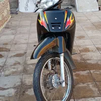 موتور بی کلاچ مدل ۸۹ تمیز سالم کارت سوخت داره