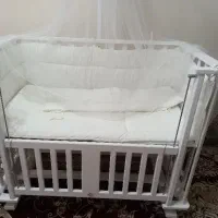 تخت وگهواره نوزاد|تخت و صندلی بچه|خرمشهر, |دیوار