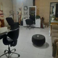 زیرزمینی در صدوقی 10 سر دو نبش