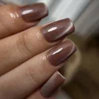 آموزش کاشت ناخن