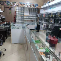 میز و ویترین موبایل‌فروشی شیک و تمیز، قیمت مناسب|حراج|مشهد, توس (بلوار توس)|دیوار