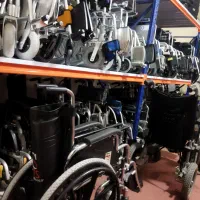 ویلچر.دنیایی از ویلچر خارجی.المنیومی /خرید و فروش|آرایشی، بهداشتی، درمانی|اصفهان, باتون|دیوار