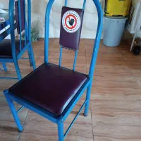 ۵۰ صندلی فلزی ومیز