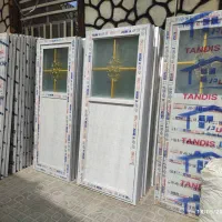 درب سرویس بهداشتی اتاق