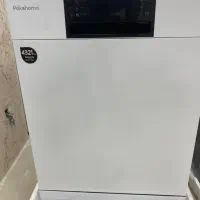 یک عدد ماشین ظرف شویی ۱۵ نفره