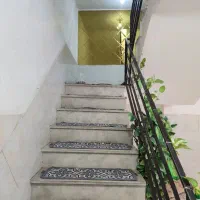 ساختمان سه طبقه و نیم در ۲۰متری اصلی حصارک بالا|پیش‌فروش املاک|نسیم‌شهر, |دیوار