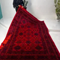 فرش کلاسیک زمینه قرمز لاکی|فرش|تهران, شکوفه (عبدل آباد)|دیوار