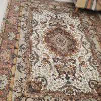 یک تخته فرش ۶ متری مهستان