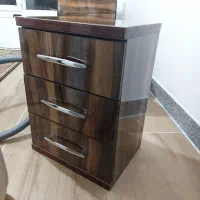 تشک طبی فنری و ست تخت خواب و پاتختی