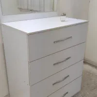 دراور ام دی آف اینه دار