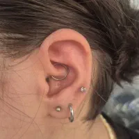 پیرسینگ و میکرودرمال تخصصی|خدمات آرایشگری و زیبایی|کرج, شاهینویلا|دیوار