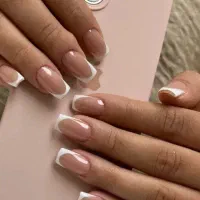 اجاره لاین های سالن زیبایی  ۹۰۰