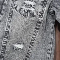 کت و شلوار جین|لباس|رشت, عینک|دیوار