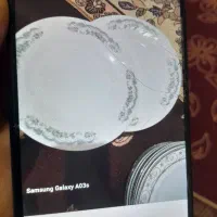 چند دسته بشقاب نو بفرش میرسد