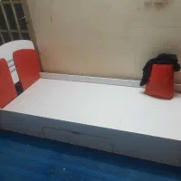 تخت خواب کاملا سالم