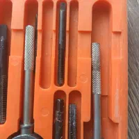 قلاویز و حدیده|ابزارآلات|خاوران, |دیوار