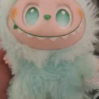 عروسک لبوبو