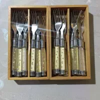 پیش دستی بشقاب چنگال پذیرایی