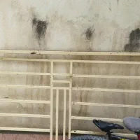 محافظ در آپارتمان