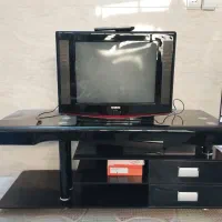 تلویزیون سالم با میز