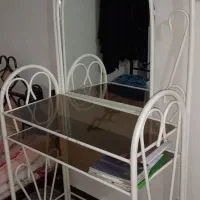 میزارایش،دوطبقه ،شیشه هاقهوه ای،سالم،همراه اینه|مبلمان خانگی و میز عسلی|اهواز, کوی نفت|دیوار