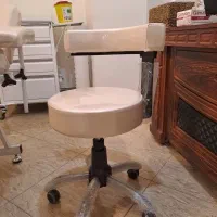 تخت زیبایی سه تیکه و صندلی تابوره|آرایشگاه و سالن‌های زیبایی|هشتگرد, شهرک بعثت|دیوار